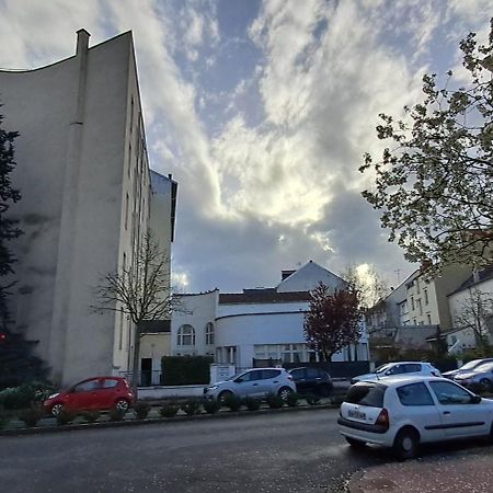Ferienwohnung Chez Lolo Vichy Exterior foto