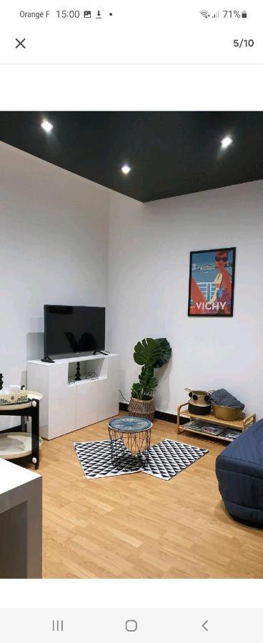 Ferienwohnung Chez Lolo Vichy Exterior foto